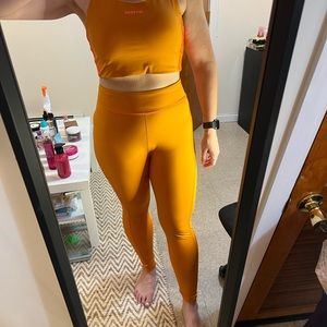 Ivy Park Adidas Park Trail Large Legging Sport Bra Set